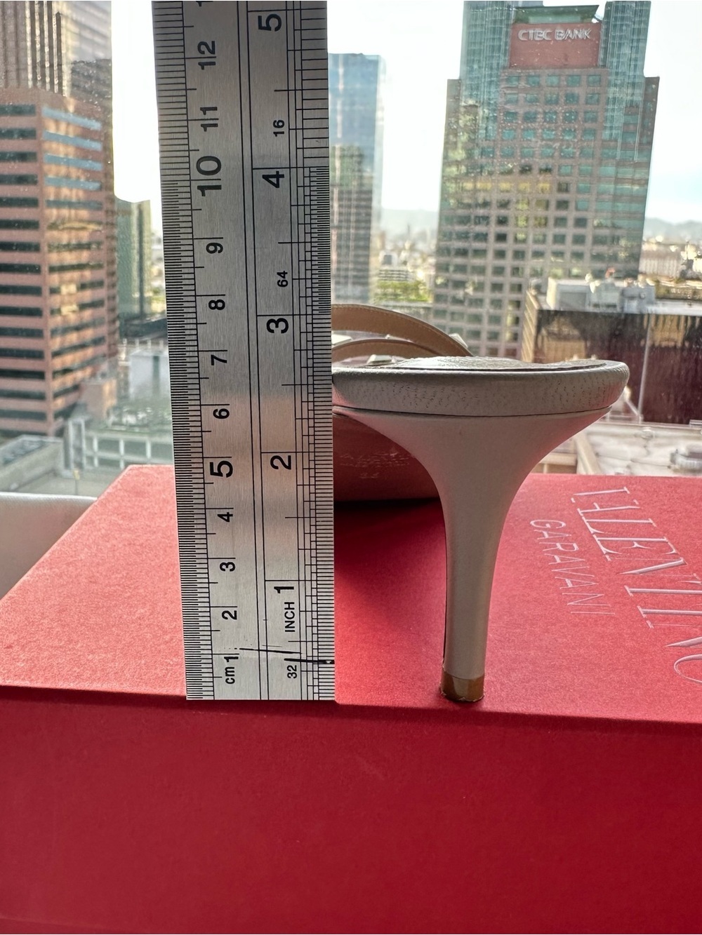 Valentino Women’s Shoes Size 38 Nude Mule Sandals with Gold Studs 2.5” heels . - Picture 11 of 16